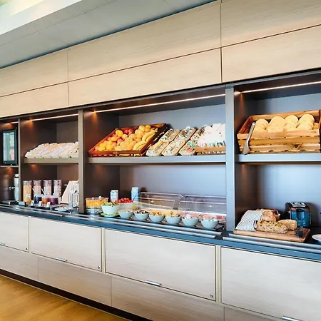Hotel Salzburg-nord 3*